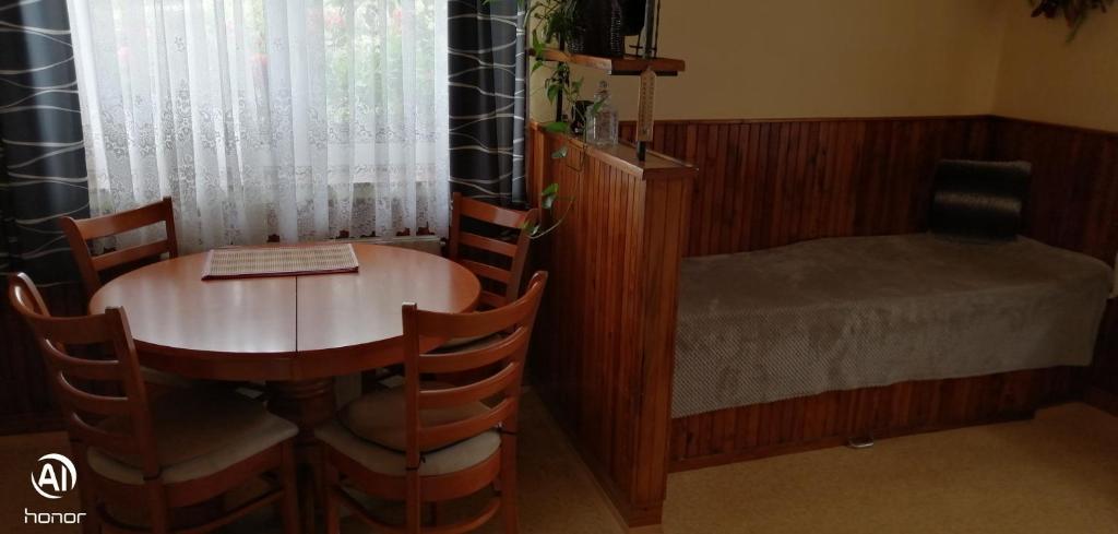 Dvougenerační dům se zahradou room 2